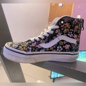 Vans girls size 10.5